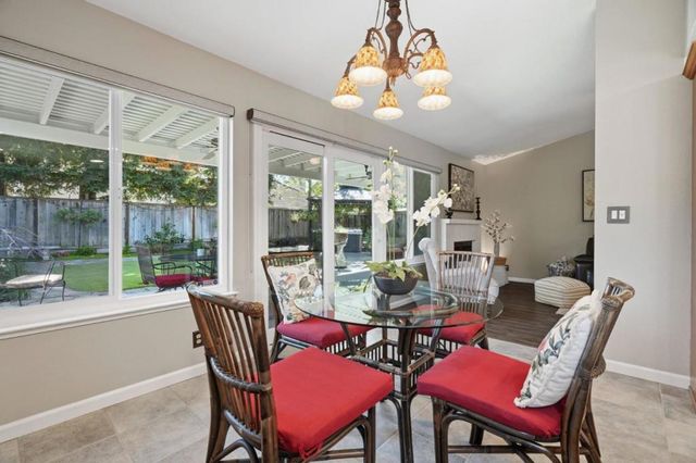 1140 Valbusa, Gilroy, CA 95020