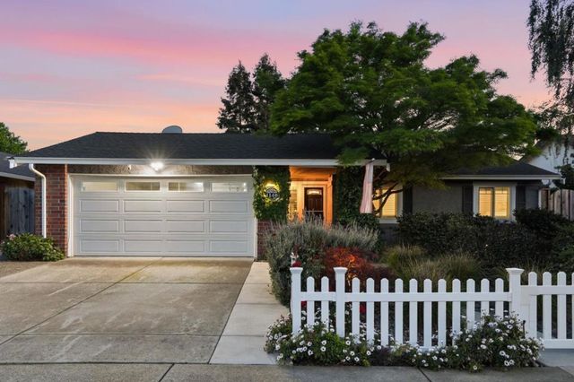 1140 Valbusa, Gilroy, CA 95020