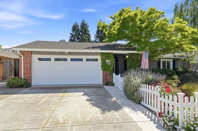 1140 Valbusa, Gilroy, CA 95020