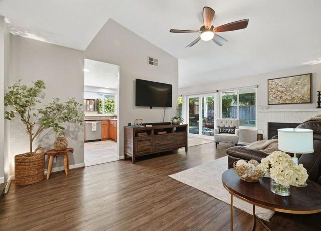 1140 Valbusa, Gilroy, CA 95020