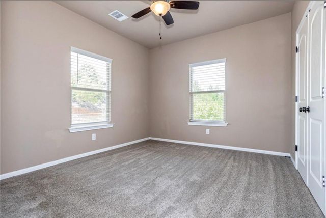 134 Honopu DR, Bastrop, TX 78602