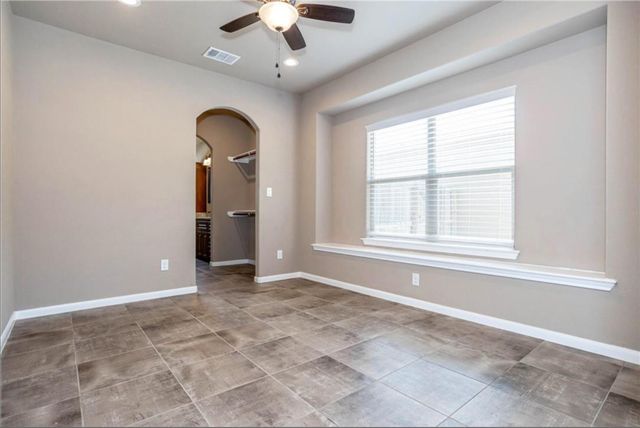 134 Honopu DR, Bastrop, TX 78602