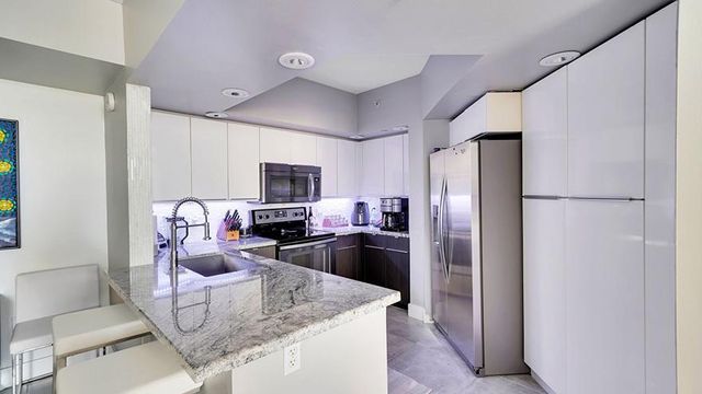 110 N Federal Highway 501, Fort Lauderdale, FL 33301