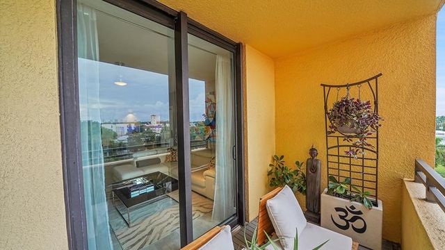 110 N Federal Highway 501, Fort Lauderdale, FL 33301