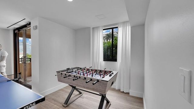 110 N Federal Highway 501, Fort Lauderdale, FL 33301