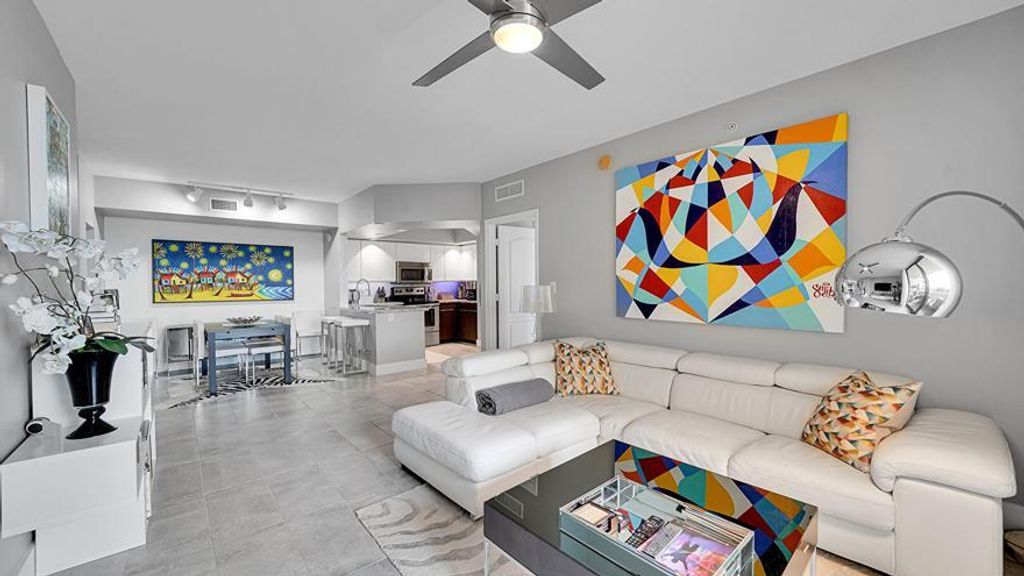 110 N Federal Highway 501, Fort Lauderdale, FL 33301