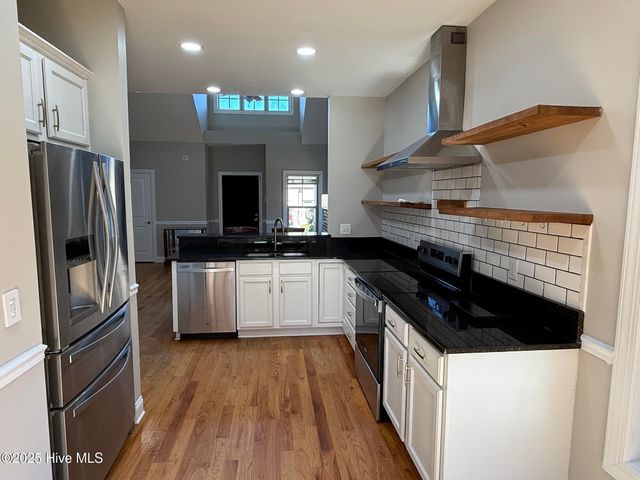 114 Cypress Circle, Southern Pines, NC 28387