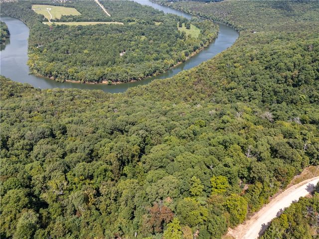 Cr-206, Eureka Springs, AR 72632