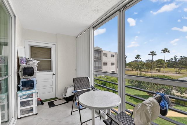 3326 Arcara Way 307, Greenacres, FL 33467