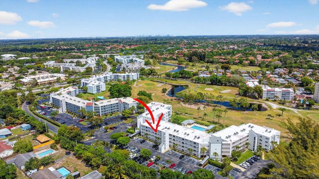 3326 Arcara Way 307, Greenacres, FL 33467