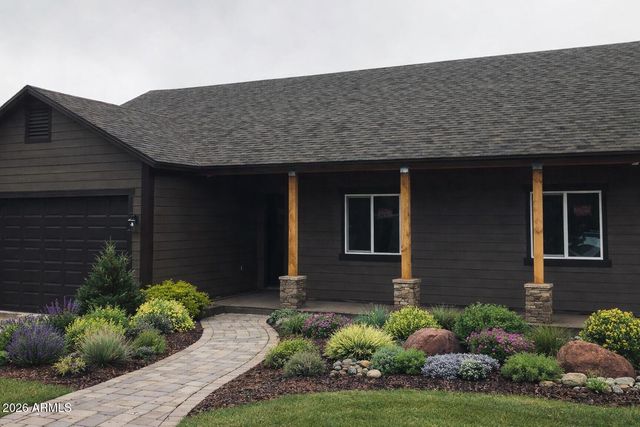 138 W Skylark Road, Pinetop, AZ 85935