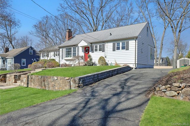 4 Ward Street, Suffern, NY 10901