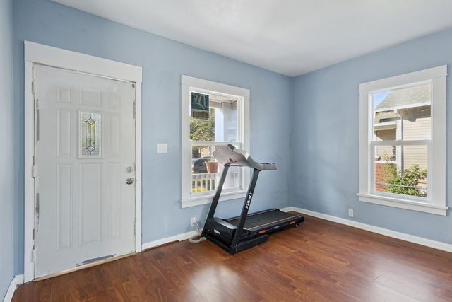 434 16th Avenue, Rockford, IL 61104