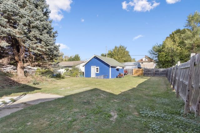 434 16th Avenue, Rockford, IL 61104