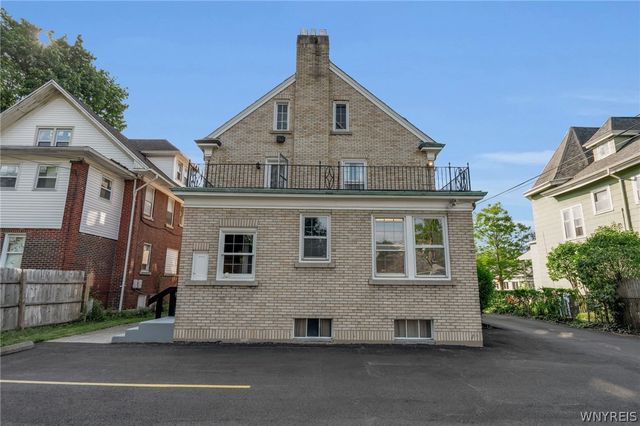 2740 Main Street, Buffalo, NY 14214