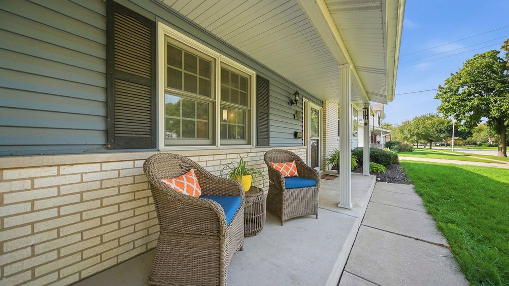 1363 E Kenilworth Avenue, Palatine, IL 60074 — photo 3