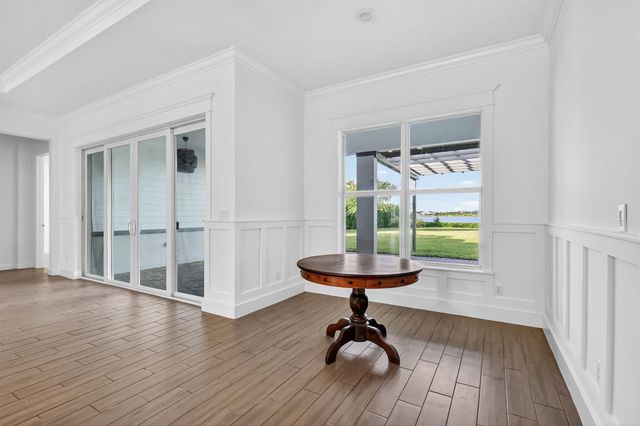 799 Hookline Circle, Loxahatchee, FL 33470