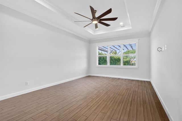 799 Hookline Circle, Loxahatchee, FL 33470