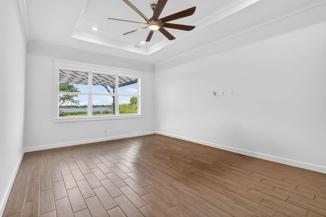 799 Hookline Circle, Loxahatchee, FL 33470