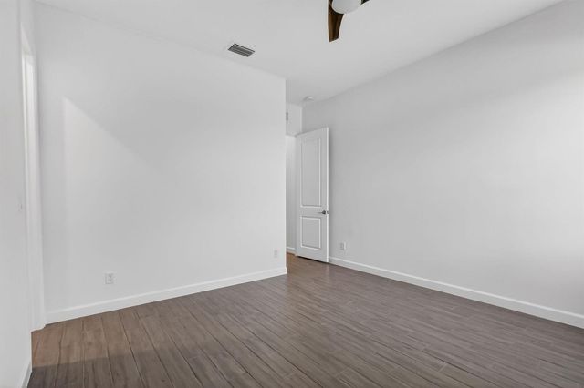 799 Hookline Circle, Loxahatchee, FL 33470