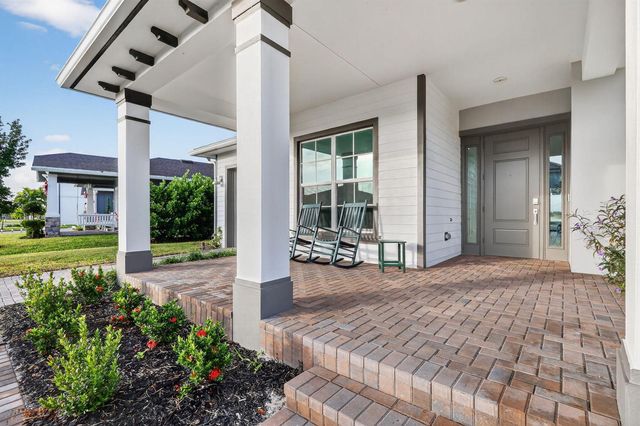 799 Hookline Circle, Loxahatchee, FL 33470