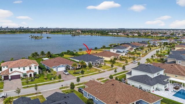 799 Hookline Circle, Loxahatchee, FL 33470
