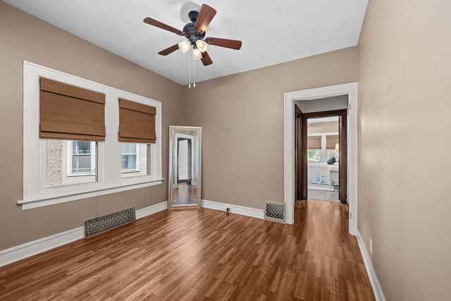 2221 RIPLEY Street, Davenport, IA 52803