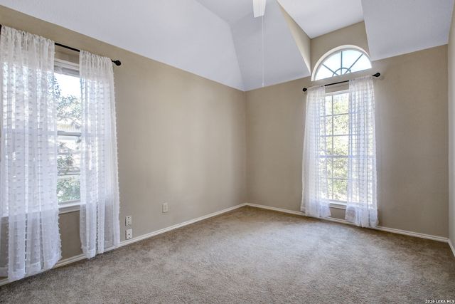 6438 Lost Holly, San Antonio, TX 78240