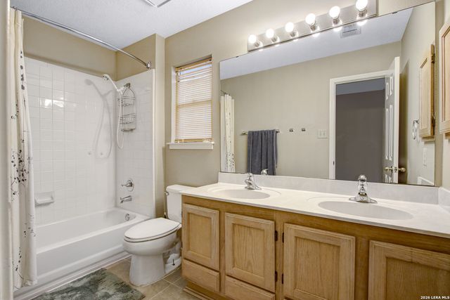 6438 Lost Holly, San Antonio, TX 78240