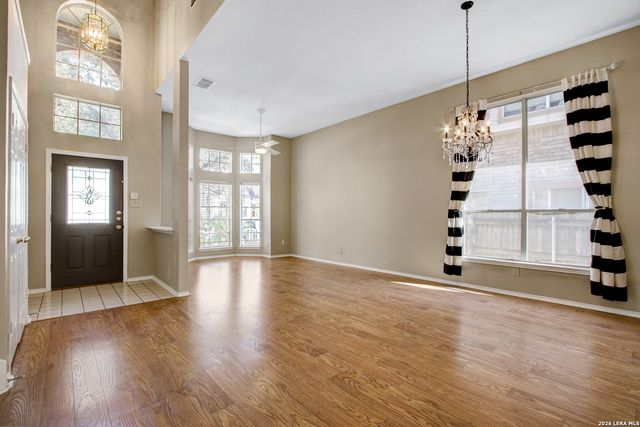 6438 Lost Holly, San Antonio, TX 78240