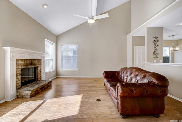 6438 Lost Holly, San Antonio, TX 78240