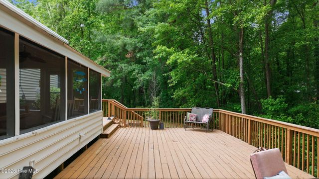 424 Camelia Drive, Washington, NC 27889