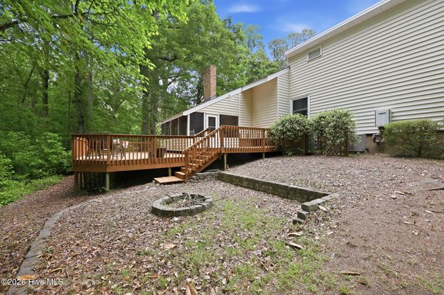 424 Camelia Drive, Washington, NC 27889