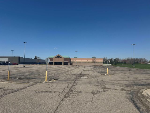 35630 Van Dyke Avenue, Sterling Heights, MI 48312