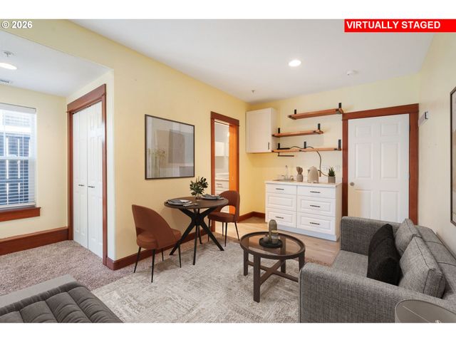 349 W MAIN St, Hillsboro, OR 97123