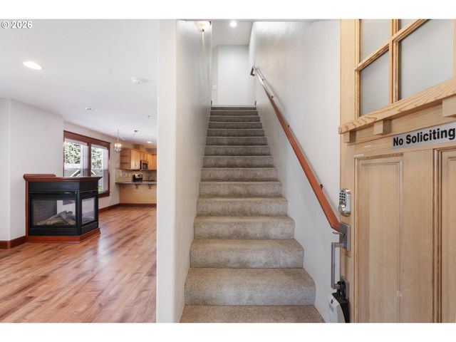 349 W MAIN St, Hillsboro, OR 97123
