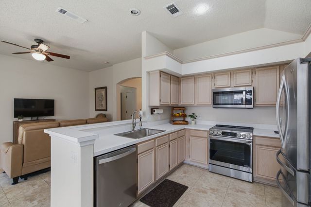 214 Branch Bend, Euless, TX 76039
