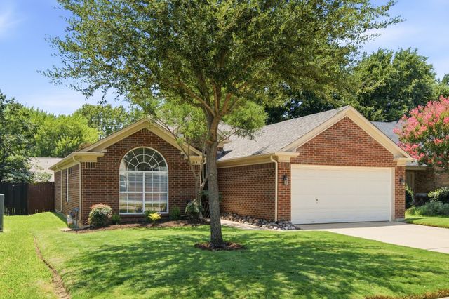 214 Branch Bend, Euless, TX 76039