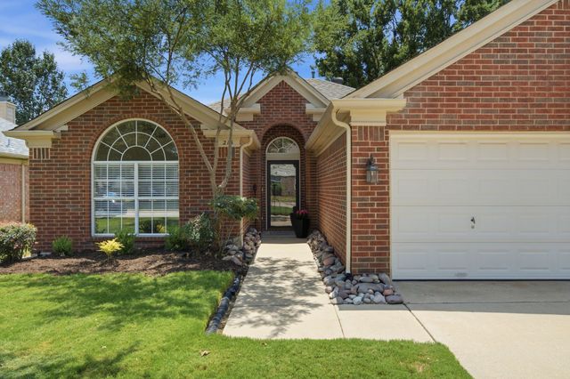 214 Branch Bend, Euless, TX 76039