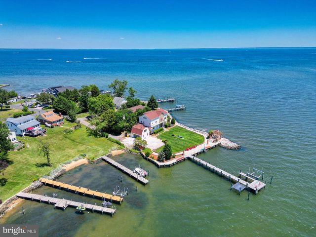2292 LAKE DR, Pasadena, MD 21122