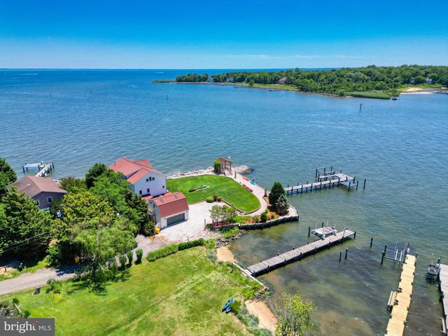 2292 LAKE DR, Pasadena, MD 21122