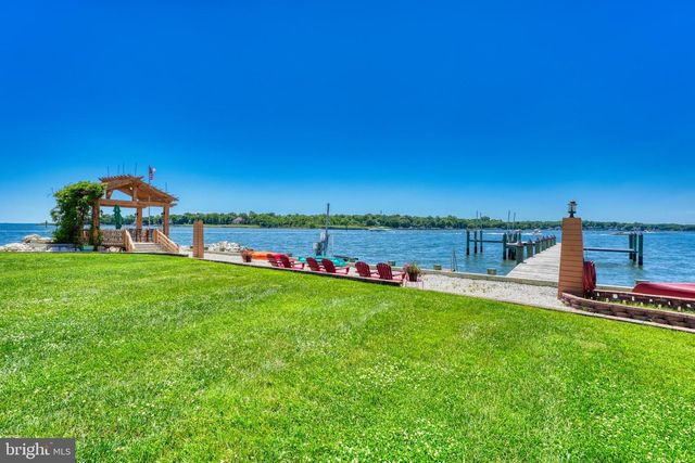 2292 LAKE DR, Pasadena, MD 21122
