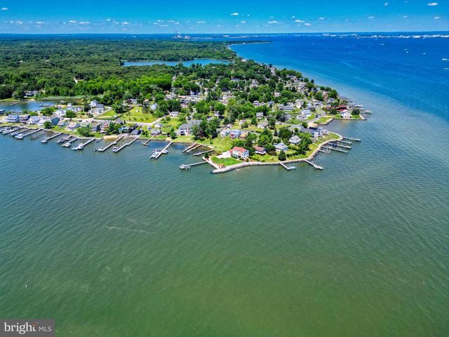 2292 LAKE DR, Pasadena, MD 21122