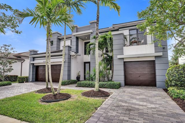 10514 N Lago Vista Circle, Parkland, FL 33076