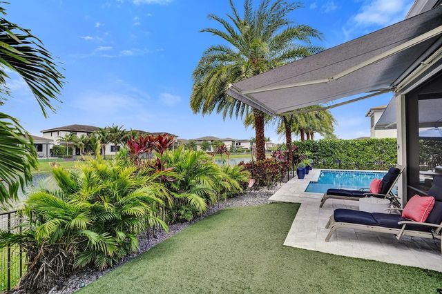 10514 N Lago Vista Circle, Parkland, FL 33076