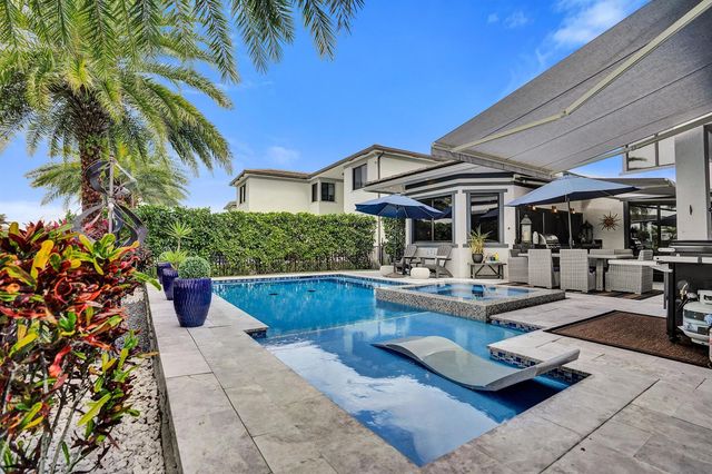 10514 N Lago Vista Circle, Parkland, FL 33076