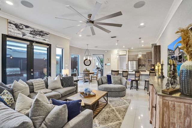 10514 N Lago Vista Circle, Parkland, FL 33076