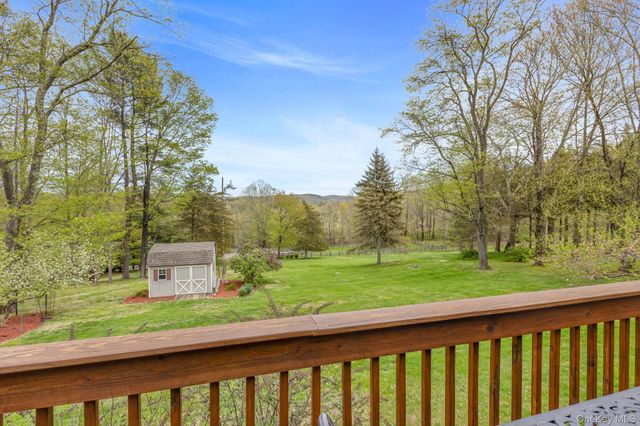 29 Hilltop Drive, North Salem, NY 10560
