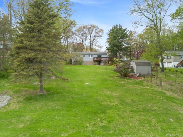 29 Hilltop Drive, North Salem, NY 10560