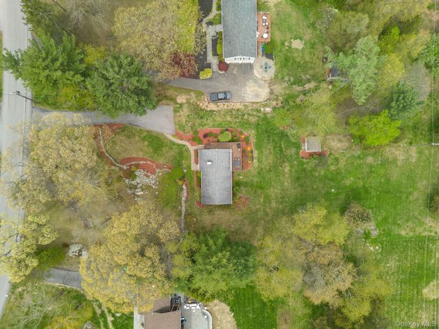 29 Hilltop Drive, North Salem, NY 10560